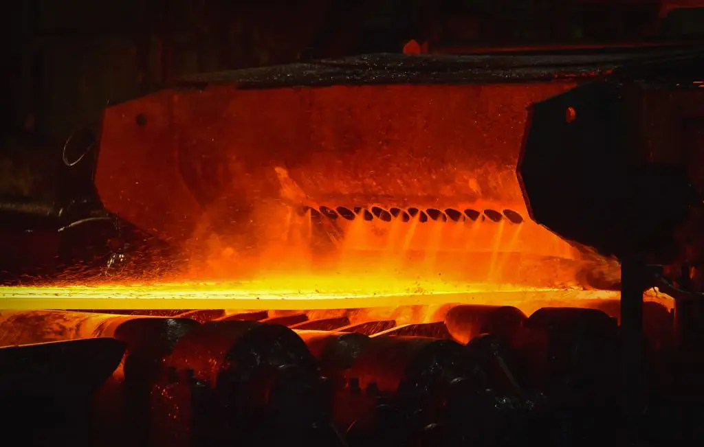 Hot vs Cold-Rolled Steel—What’s the Difference?