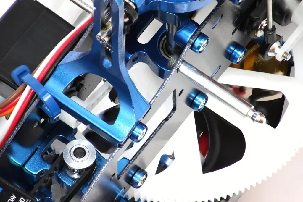 Coloured anodized aluminum parts