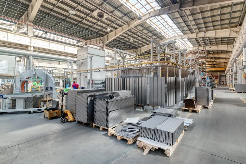 Metal shapes and sizes in warehouse
