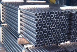Stainless Steel Pipe vs Stainless Steel Tube: Tips for Industrial Piping