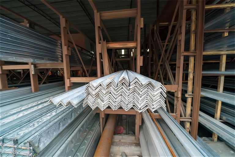 Read more on Angle Iron Sizes, Types & Common Uses